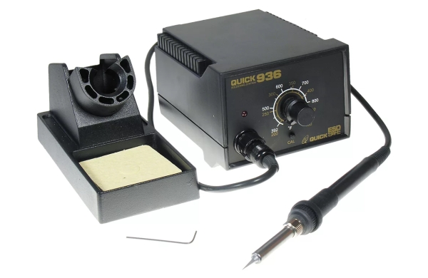Паяльная станция Quick 936esd