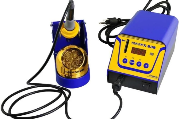 Паяльная станция Hakko Fx838-10